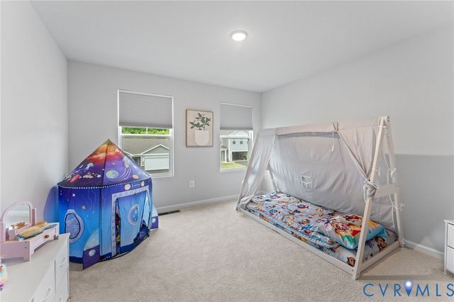 30 Horse Path Dr, Charlottesville, VA 22902