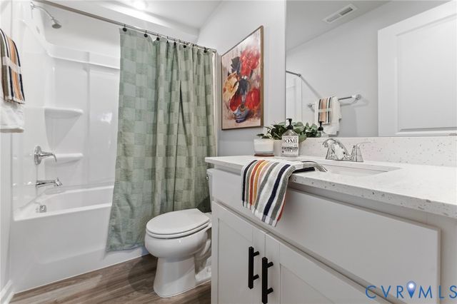 30 Horse Path Dr, Charlottesville, VA 22902