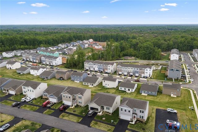 30 Horse Path Dr, Charlottesville, VA 22902