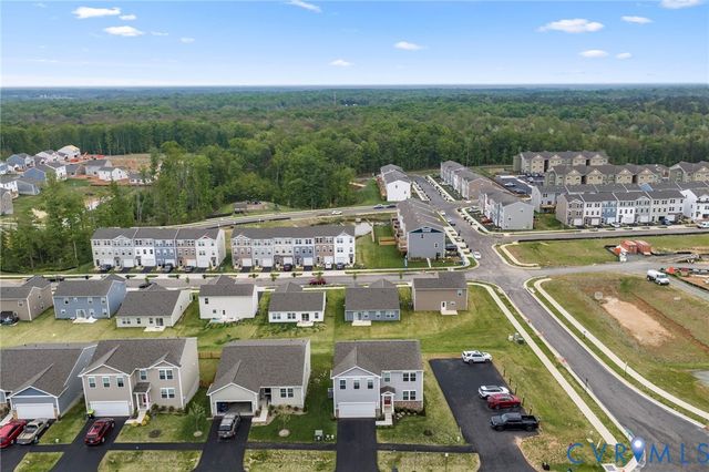 30 Horse Path Dr, Charlottesville, VA 22902