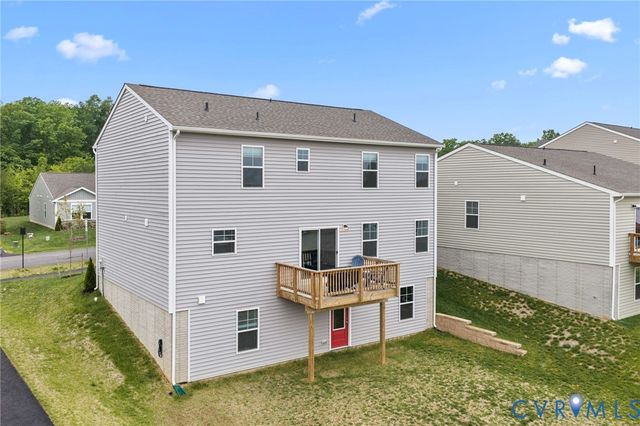 30 Horse Path Dr, Charlottesville, VA 22902