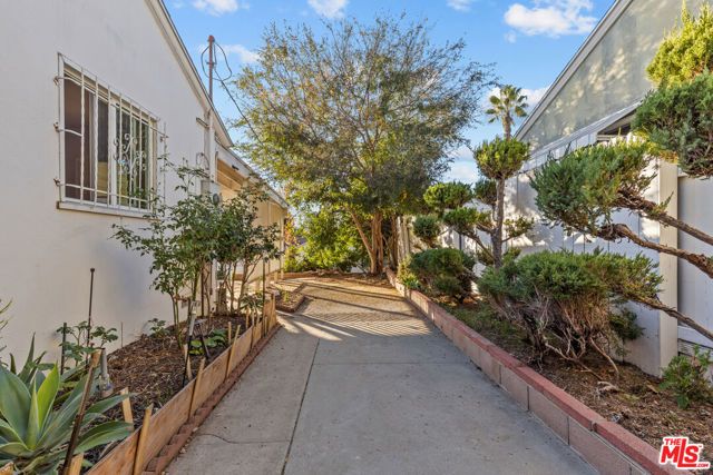 5733 Colfax Avenue, North Hollywood (los Angeles), CA 91601