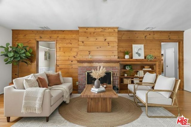 5733 Colfax Avenue, North Hollywood (los Angeles), CA 91601