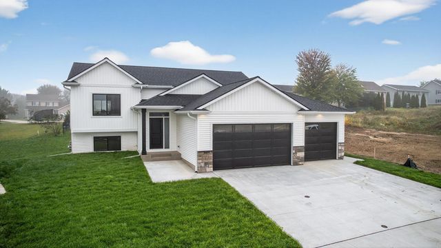 6119 Cody Lane NW, Rochester, MN 55901