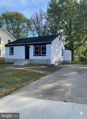 141 LINCOLN AVE, Hightstown, NJ 08520