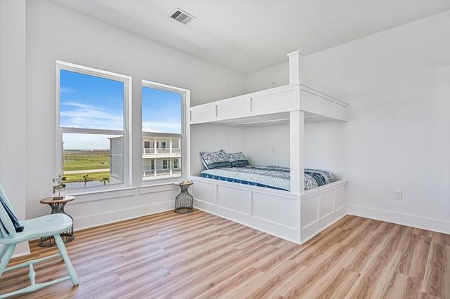 520 Annabelle Drive, Gilchrist, TX 77617