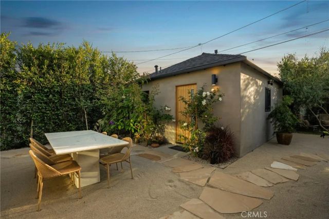 3715 Hillcrest Drive, Los Angeles, CA 90016