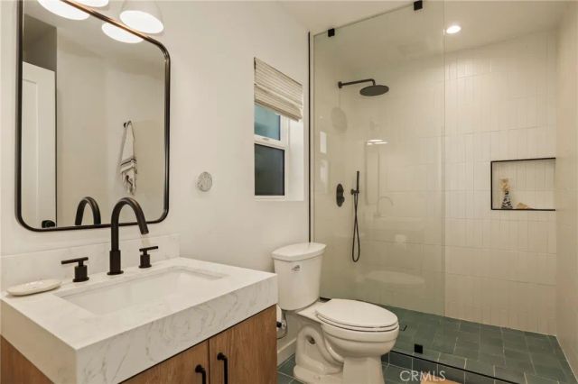 3715 Hillcrest Drive, Los Angeles, CA 90016