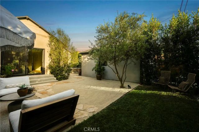 3715 Hillcrest Drive, Los Angeles, CA 90016