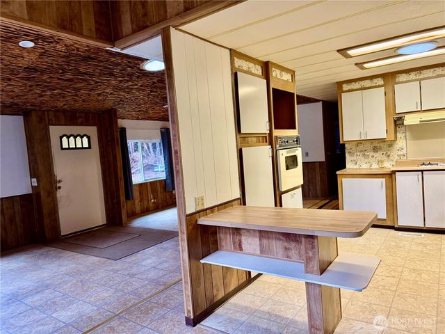 97 Dempsey Creek Lane, Aberdeen, WA 98520