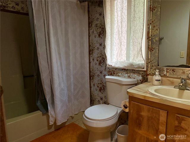 97 Dempsey Creek Lane, Aberdeen, WA 98520