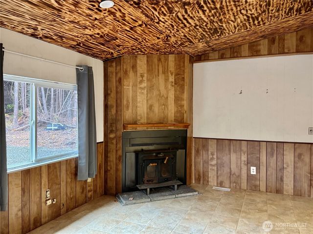 97 Dempsey Creek Lane, Aberdeen, WA 98520