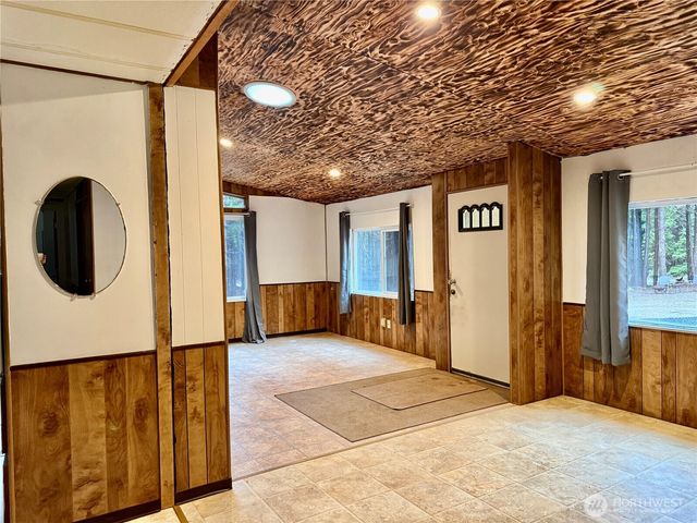 97 Dempsey Creek Lane, Aberdeen, WA 98520