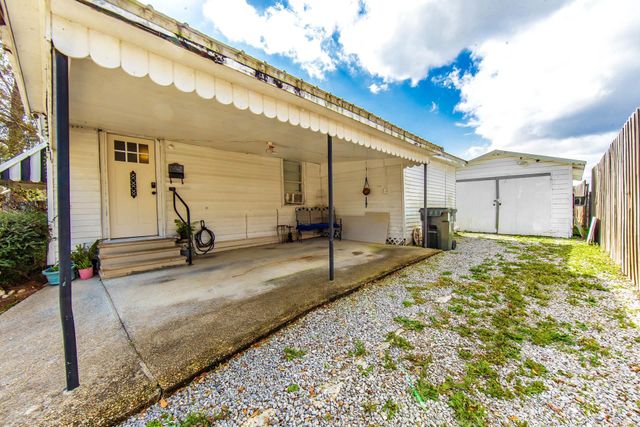 1506 Lee Ave, Houma, LA 70360