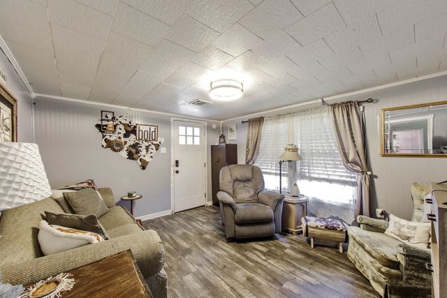 1506 Lee Ave, Houma, LA 70360