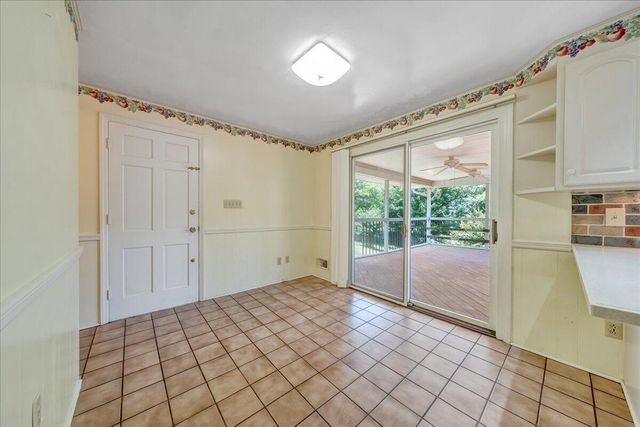 5911 Bighorn DR, Roanoke, VA 24018