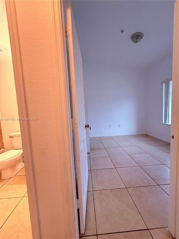 3820 SW 48th Avenue E31, Pembroke Park, FL 33023