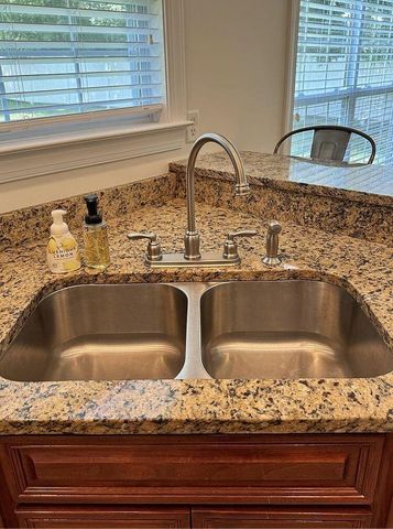 1038 Grey Oaks Lane, Chattanooga, TN 37421