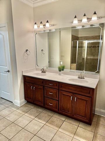 1038 Grey Oaks Lane, Chattanooga, TN 37421