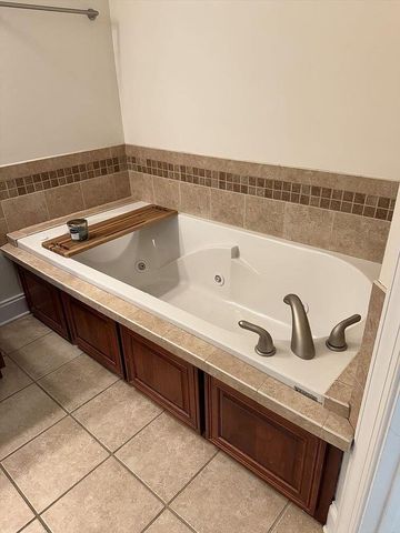 1038 Grey Oaks Lane, Chattanooga, TN 37421