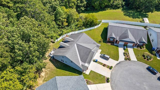 1038 Grey Oaks Lane, Chattanooga, TN 37421