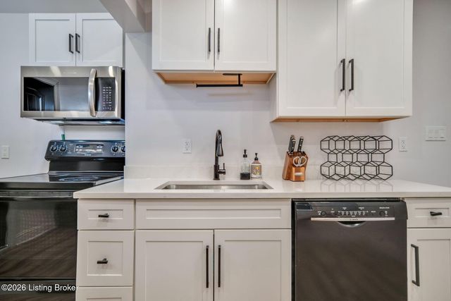 2225 Fort St, Louisville, KY 40217