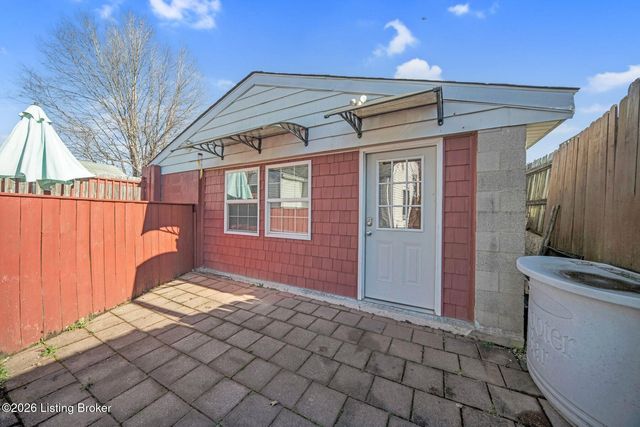 2225 Fort St, Louisville, KY 40217