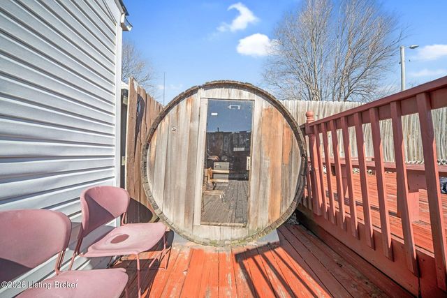 2225 Fort St, Louisville, KY 40217