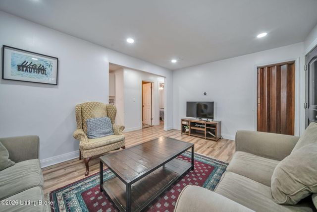 2225 Fort St, Louisville, KY 40217