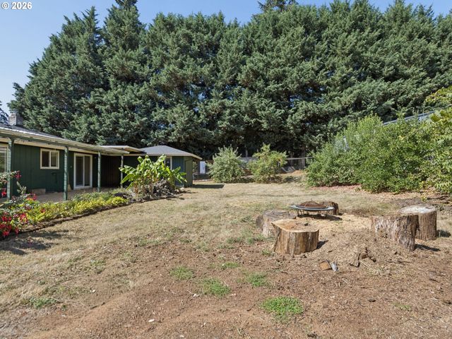 16423 S HENRICI Rd, Oregon City, OR 97045