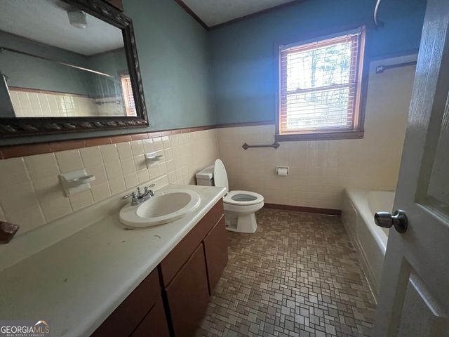 1342 N Jefferson Street, Dublin, GA 31021