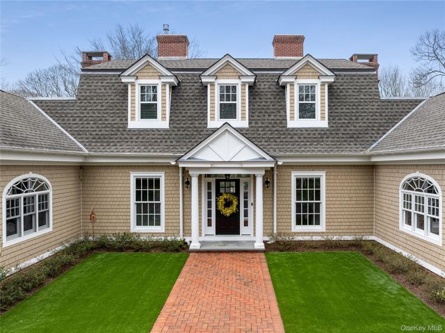 84 Cove Neck Road, Cove Neck, NY 11771