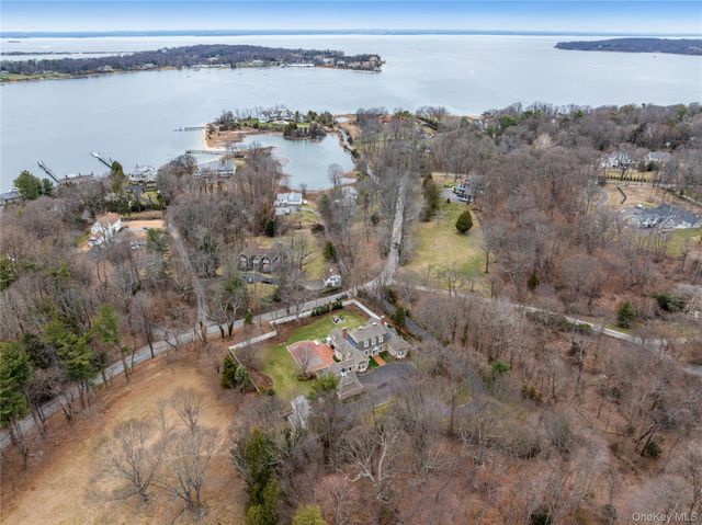 84 Cove Neck Road, Cove Neck, NY 11771