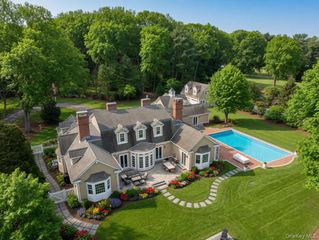 84 Cove Neck Road, Cove Neck, NY 11771