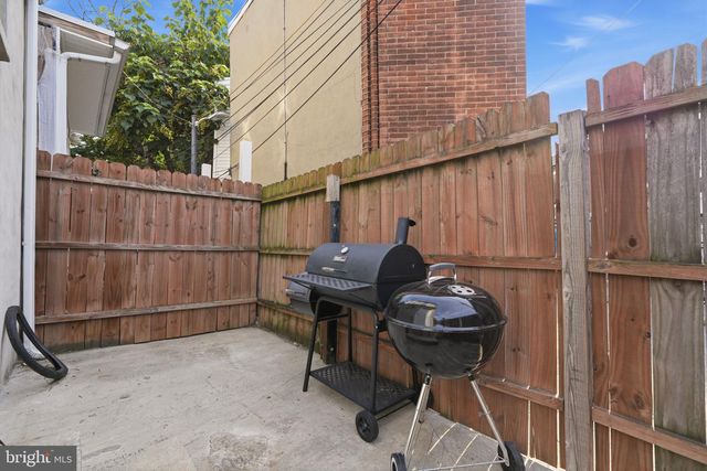 3023 F ST, Philadelphia, PA 19134