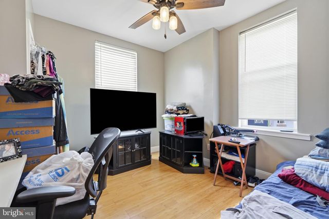 3023 F ST, Philadelphia, PA 19134