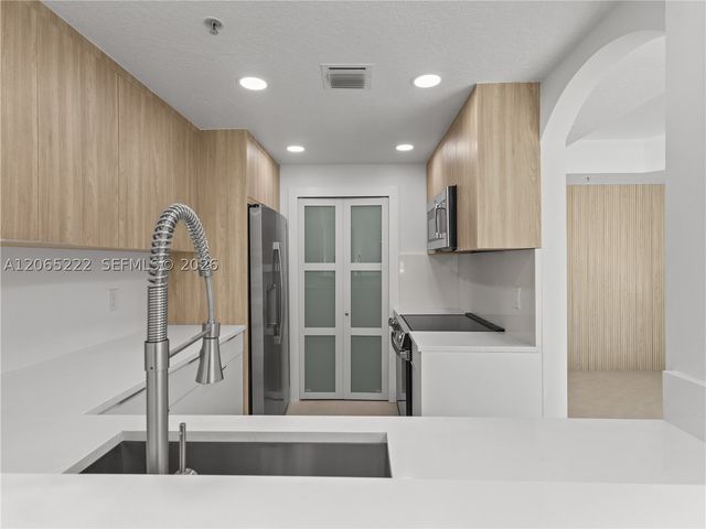 6420 NW 114th Ave 1308, Doral, FL 33178