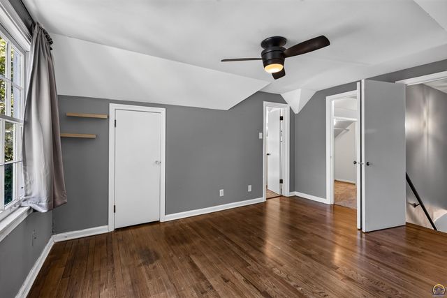 510 SW Merriam CT, Topeka, KS 66611
