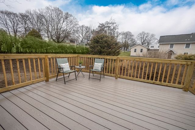 315 Mill St, Haverhill, MA 01830