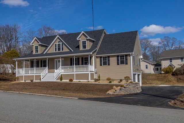 315 Mill St, Haverhill, MA 01830