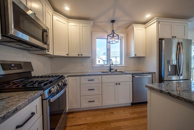 315 Mill St, Haverhill, MA 01830