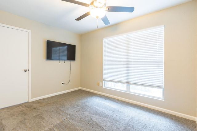 3900 Woodchase Drive 132, Houston, TX 77042