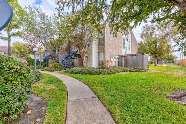 3900 Woodchase Drive 132, Houston, TX 77042