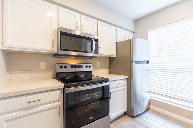 3900 Woodchase Drive 132, Houston, TX 77042