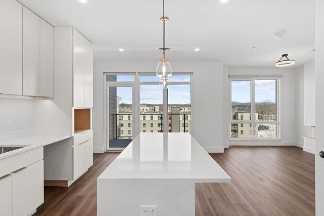 125 Cambrian Way Unit 602, Burlington, VT 05401