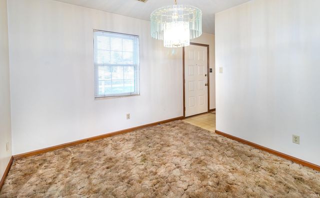 3453 Koressel Avenue, Evansville, IN 47712