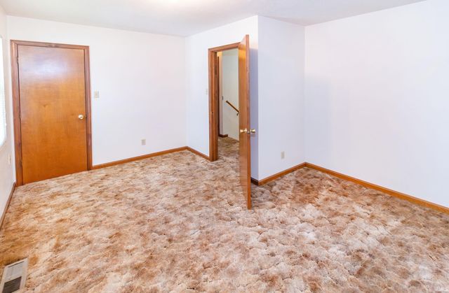 3453 Koressel Avenue, Evansville, IN 47712