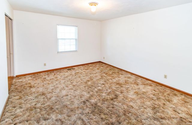 3453 Koressel Avenue, Evansville, IN 47712