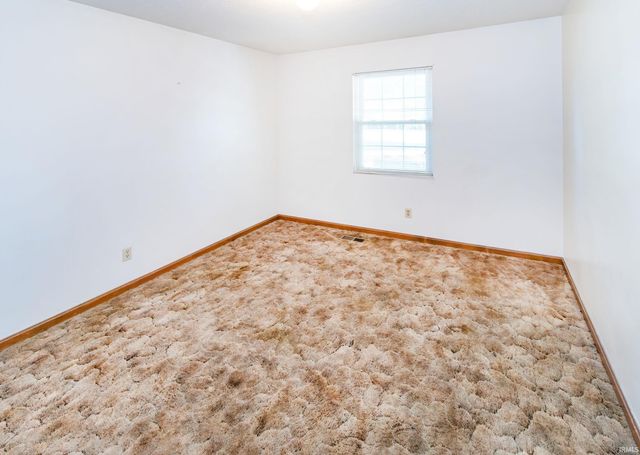 3453 Koressel Avenue, Evansville, IN 47712