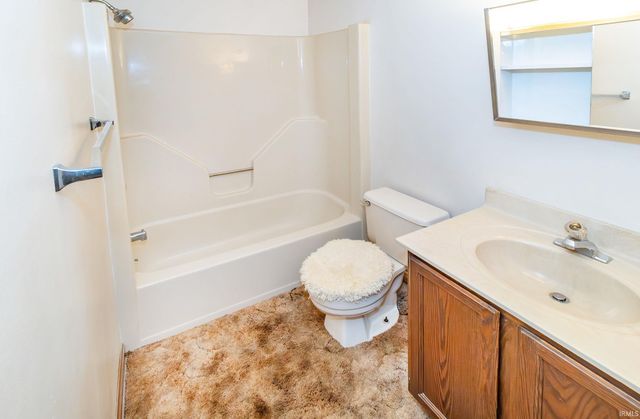 3453 Koressel Avenue, Evansville, IN 47712